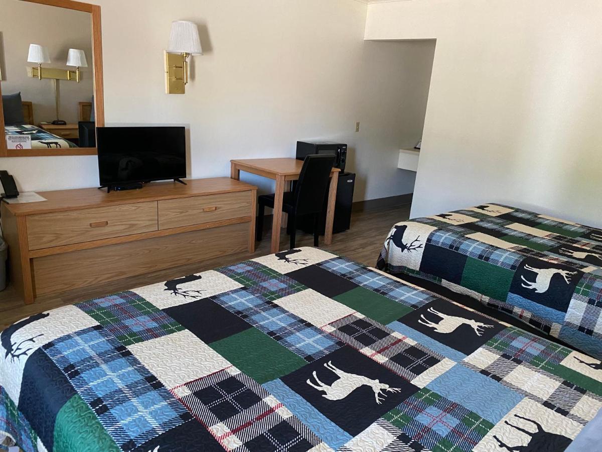 Deer Lodge Motel Sundance Luaran gambar