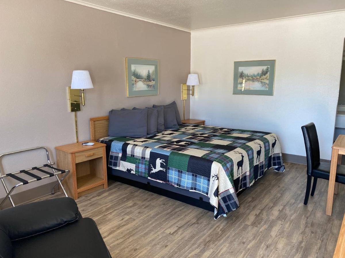 Deer Lodge Motel Sundance Luaran gambar