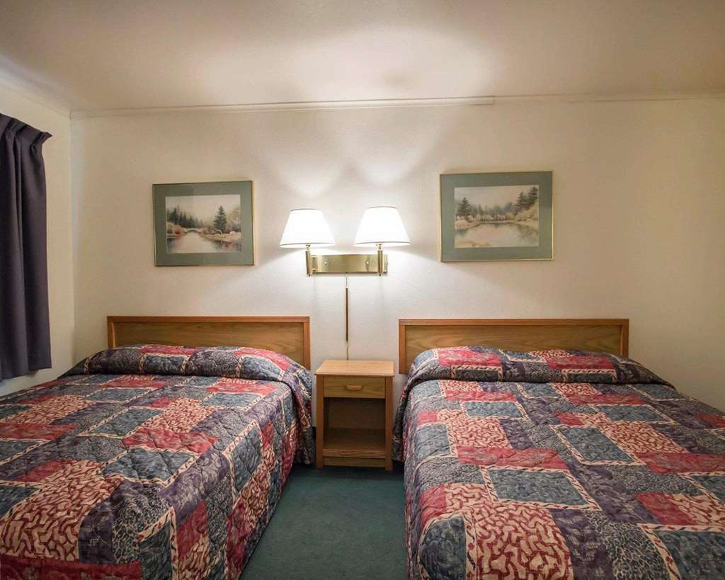 Deer Lodge Motel Sundance Bilik gambar